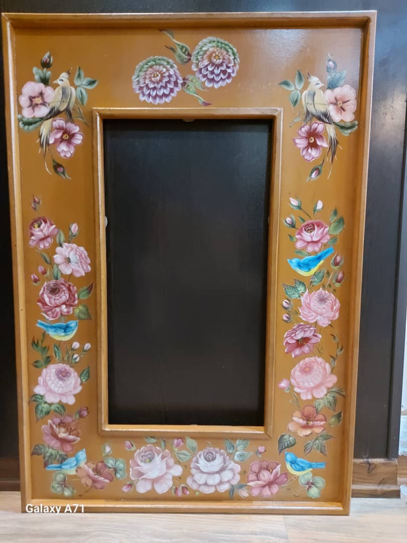 قاب آینه, ما گالری قاب آینه