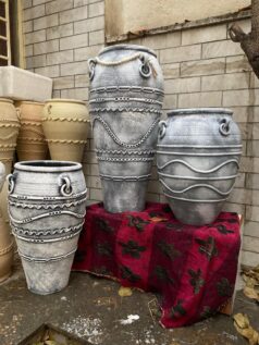 گلدون های سفالی خمره ای
