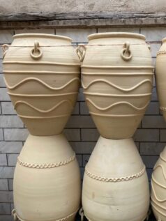 گلدون های سفالی خمره ای