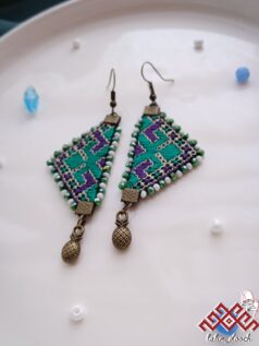 گوشواره سوزن دوزی بلوچی زمرد