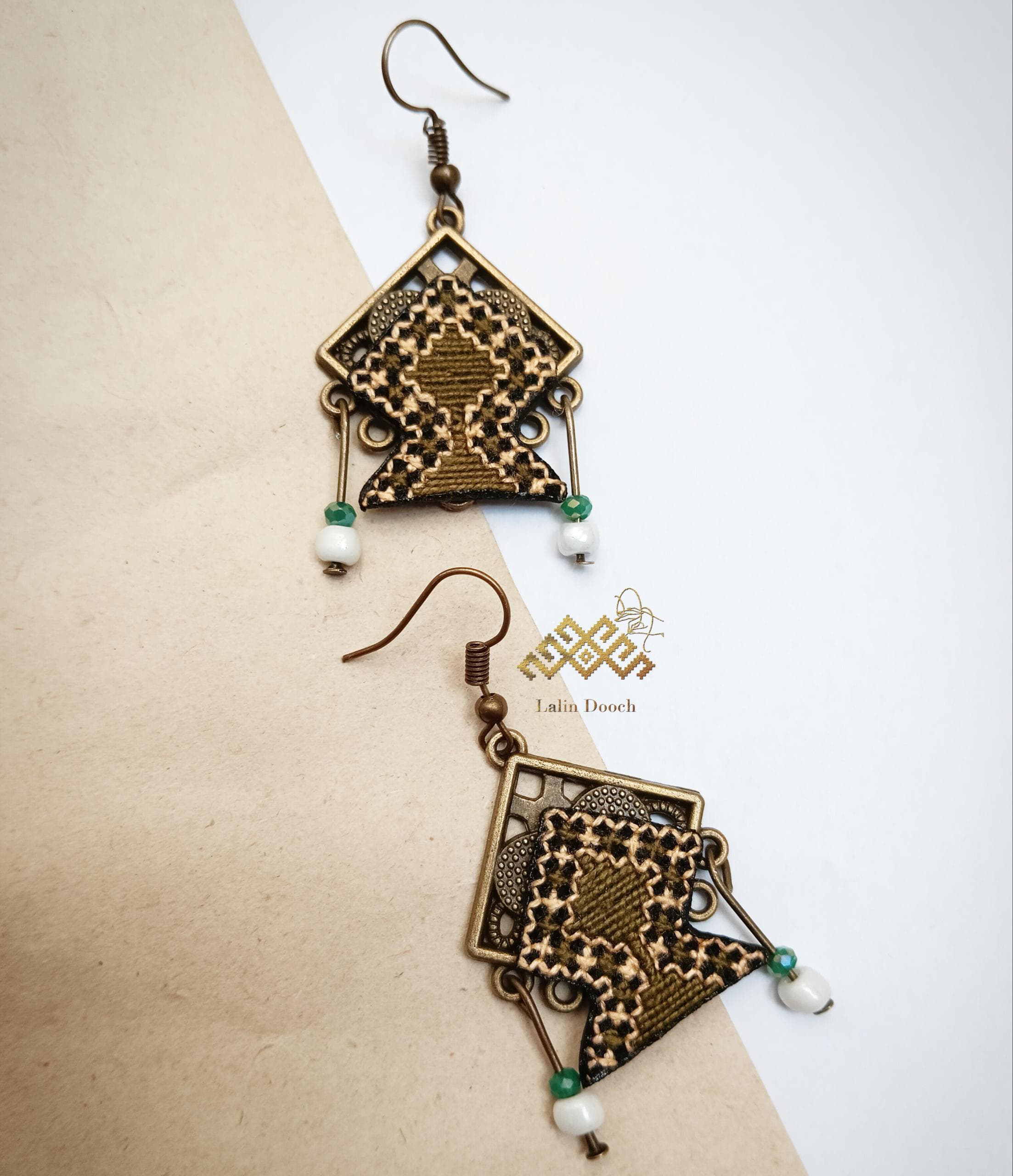 گوشواره سوزن دوزی بلوچی روشنک, ما گالری گوشواره سوزن دوزی بلوچی روشنک