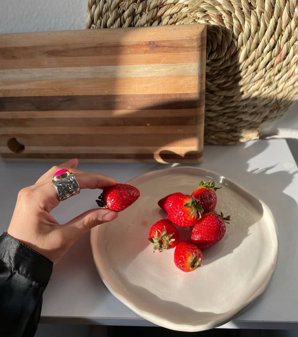 پیش دستی دفرمه استون ور, ما گالری پیش دستی دفرمه استون ور