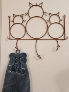 رخت آویز گربه مادر و بچه ها