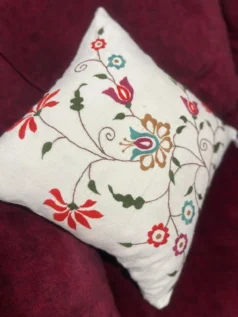 کوسن گلدوزی شده سنتی بخارادوزی