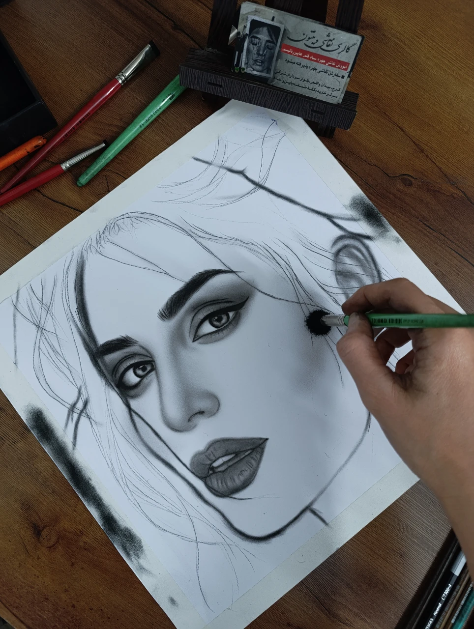 سفارش نقاشی چهره سیاه قلم و رنگ روغن, ما گالری سفارش نقاشی چهره سیاه قلم و رنگ روغن - تصویر 4