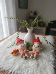 عروسک قارچ