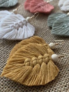 گوشواره مکرومه طرح برگ مدل پینترستی