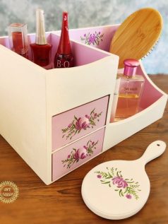 استند چوبی کشودار